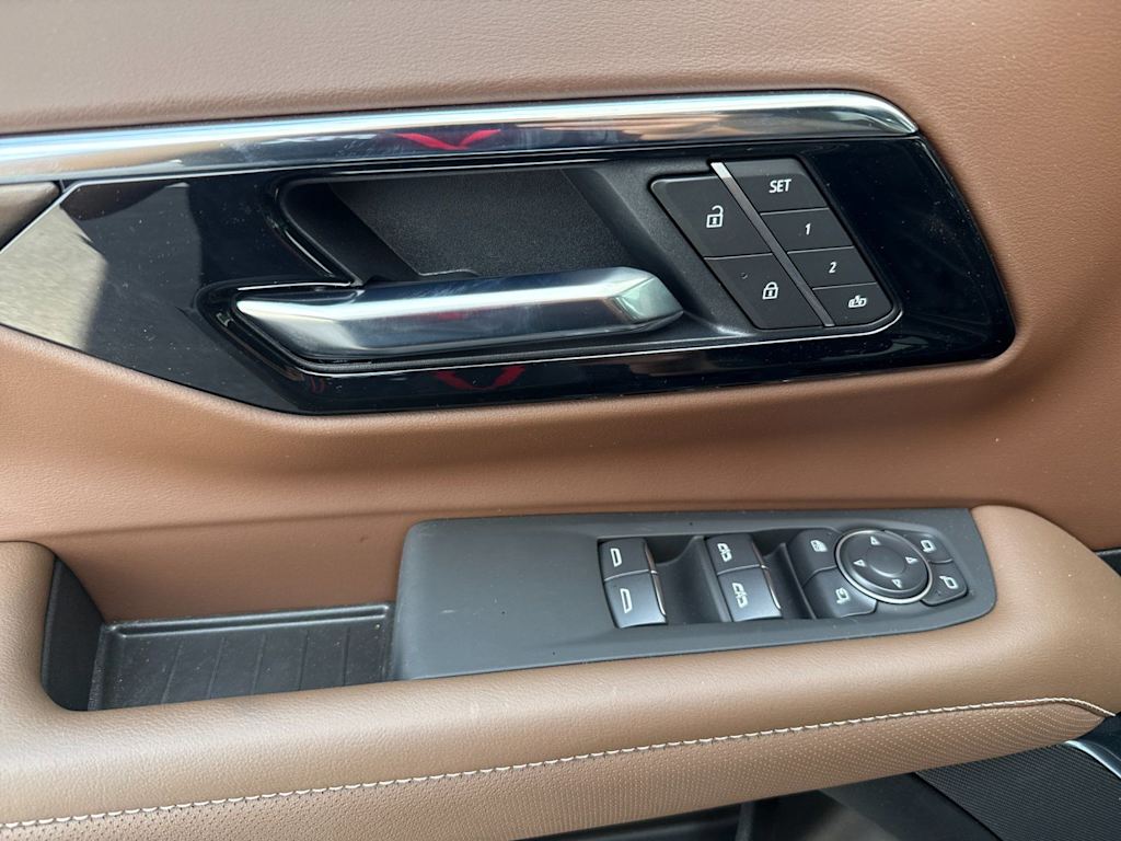 Thumbnail: 2026 Chevrolet Tahoe - 21