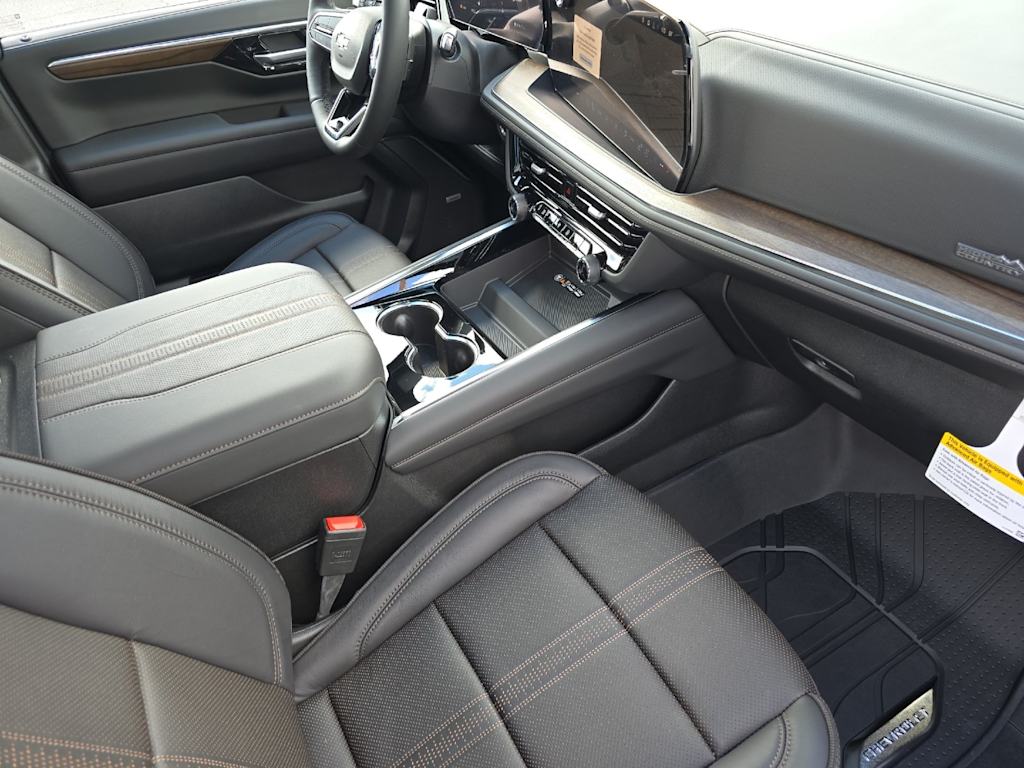 Thumbnail: 2026 Chevrolet Tahoe - 10