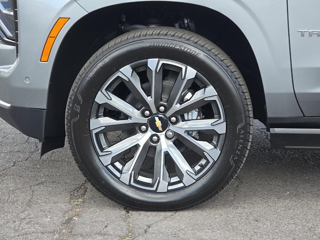 Thumbnail: 2026 Chevrolet Tahoe - 8