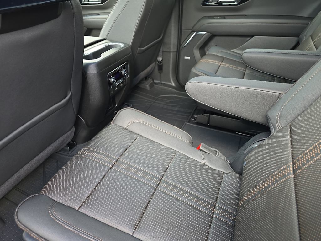 Thumbnail: 2026 Chevrolet Tahoe - 12