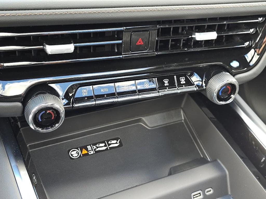 Thumbnail: 2026 Chevrolet Tahoe - 27