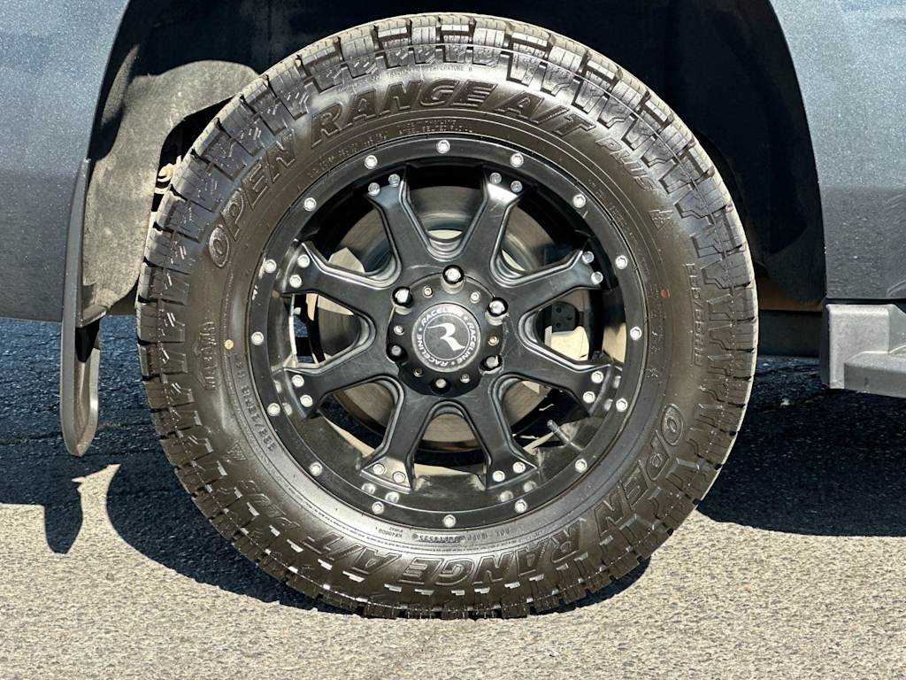 Thumbnail: 2019 Chevrolet Tahoe - 7