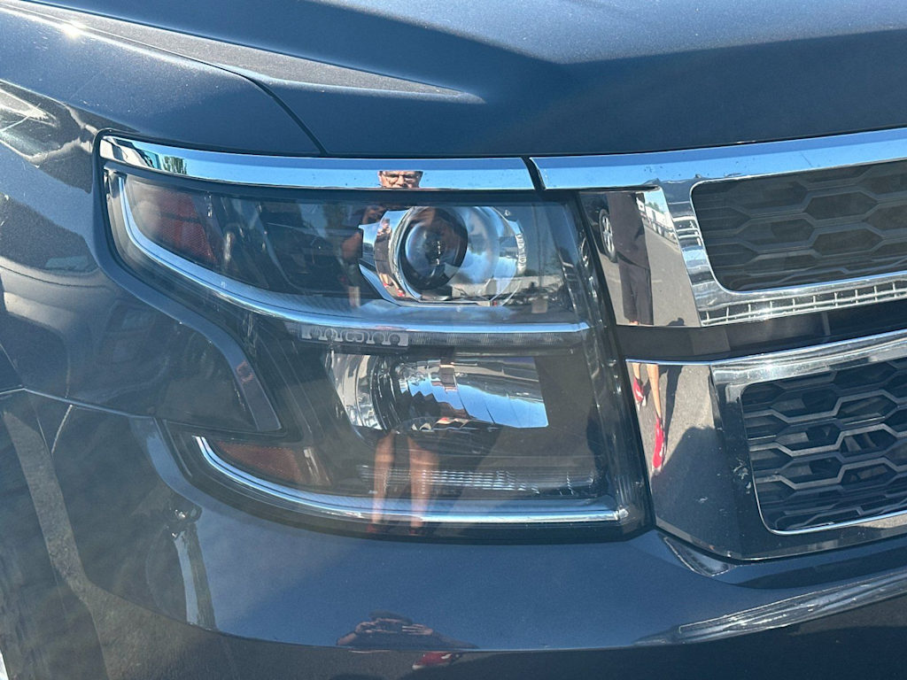 Thumbnail: 2017 Chevrolet Tahoe - 10