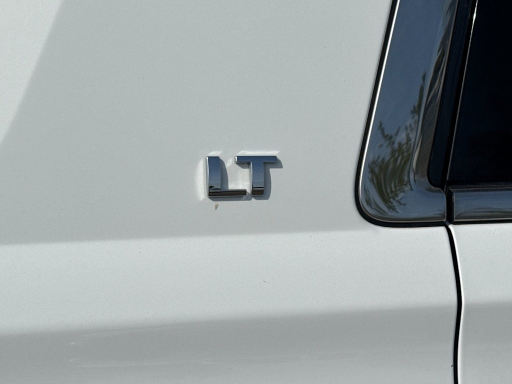 Thumbnail: 2015 Chevrolet Tahoe - 7