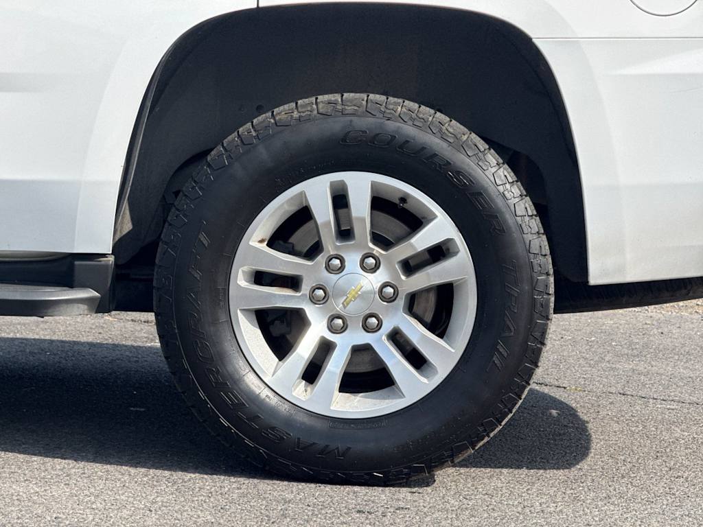 Thumbnail: 2015 Chevrolet Tahoe - 8