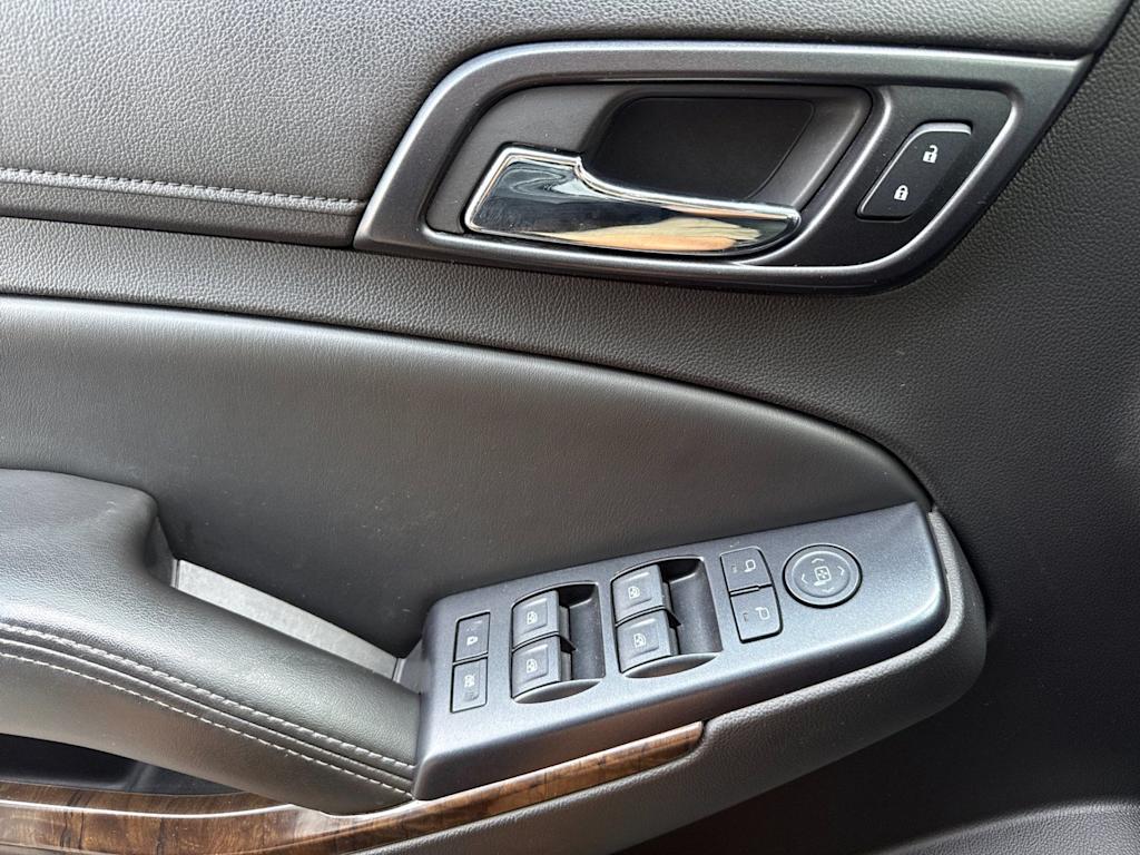 Thumbnail: 2015 Chevrolet Tahoe - 22