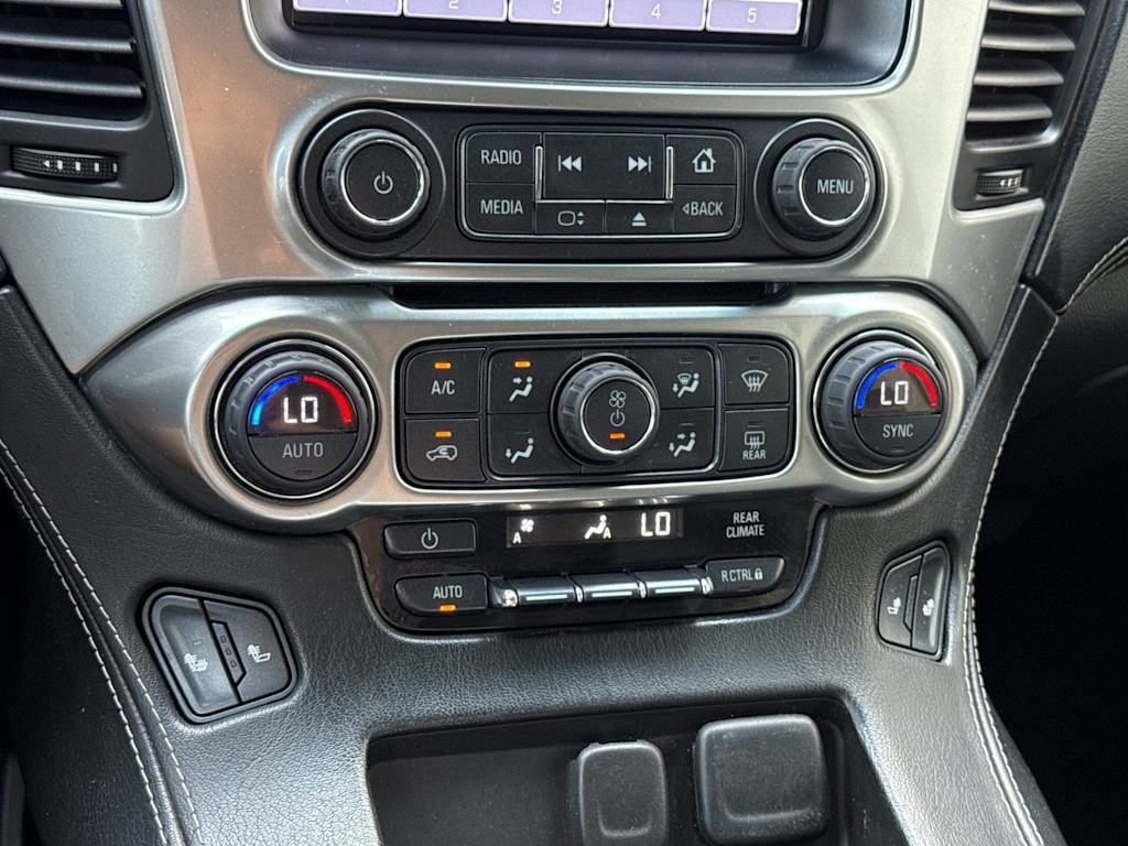 Thumbnail: 2015 Chevrolet Tahoe - 26