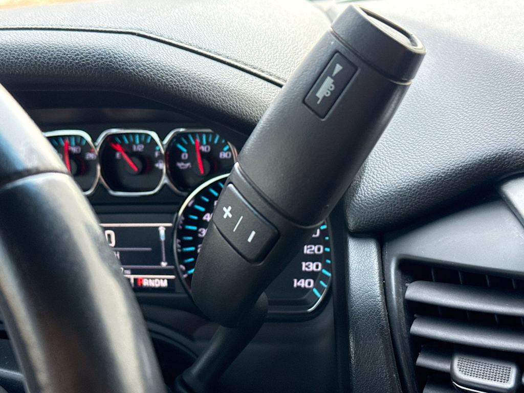 Thumbnail: 2015 Chevrolet Tahoe - 27