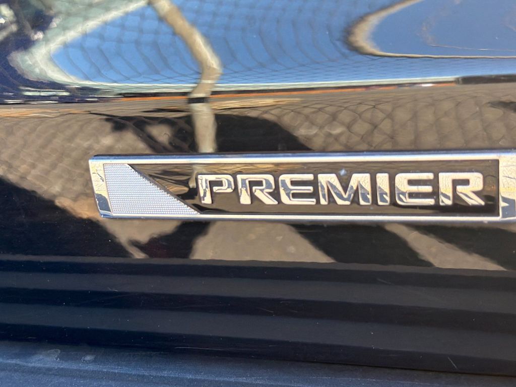 Thumbnail: 2018 Chevrolet Tahoe - 4