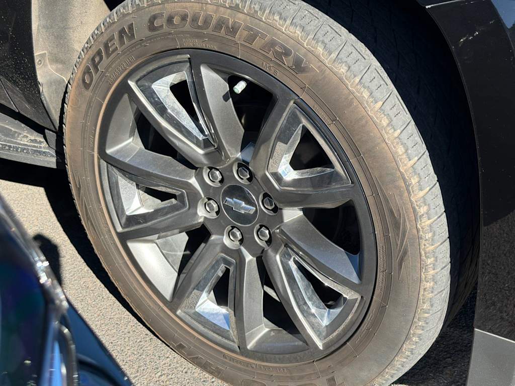 Thumbnail: 2018 Chevrolet Tahoe - 5
