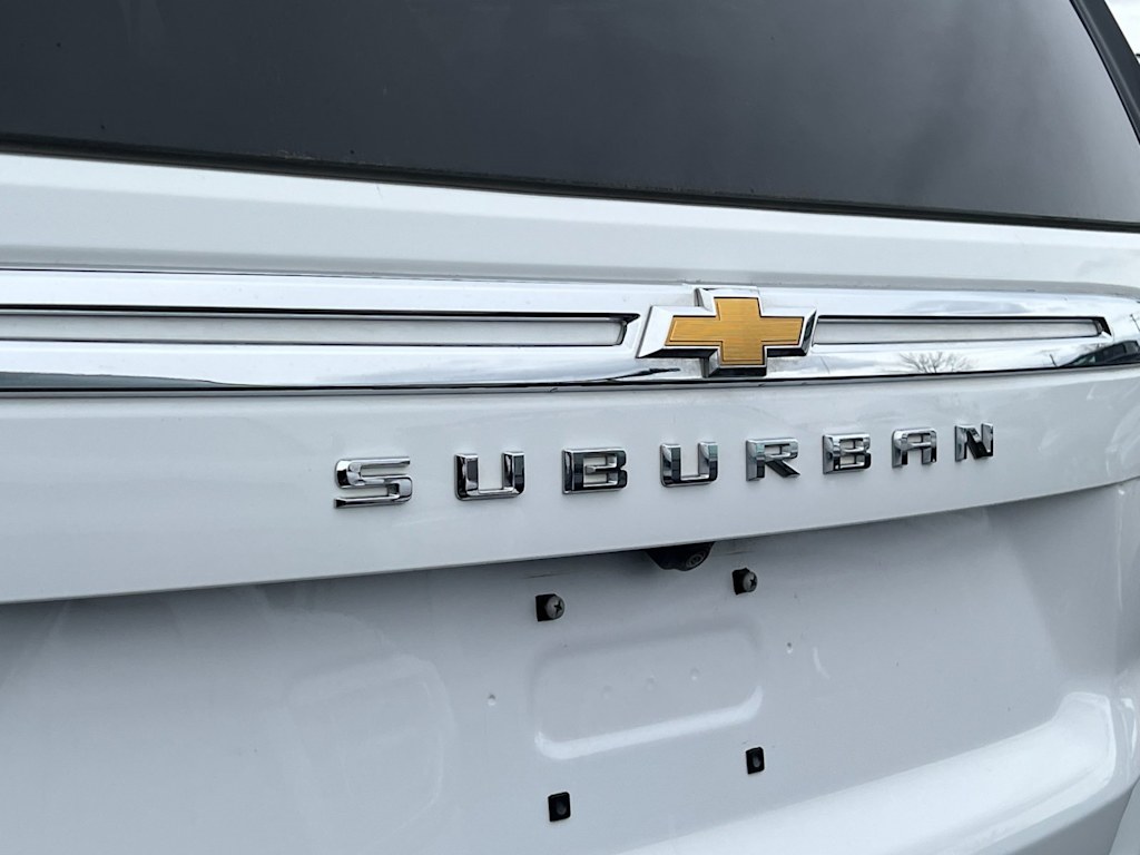 Thumbnail: 2023 Chevrolet Suburban - 5