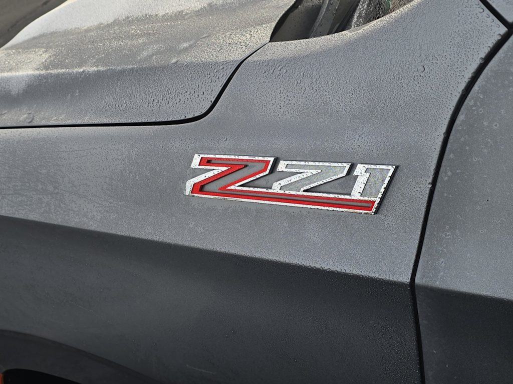 Thumbnail: 2021 Chevrolet Suburban - 9