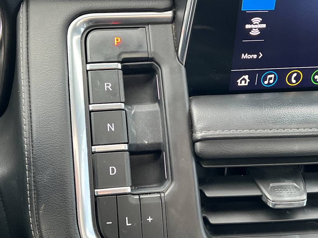 Thumbnail: 2021 Chevrolet Tahoe - 14