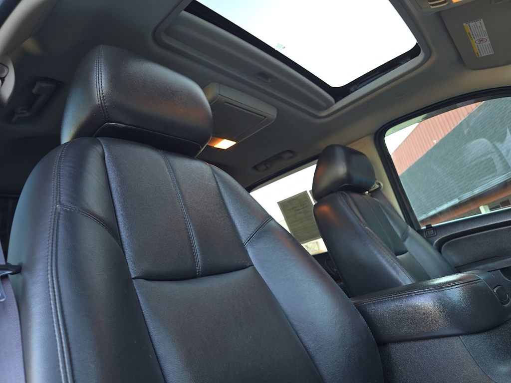 Thumbnail: 2011 GMC Sierra 3500 - 21