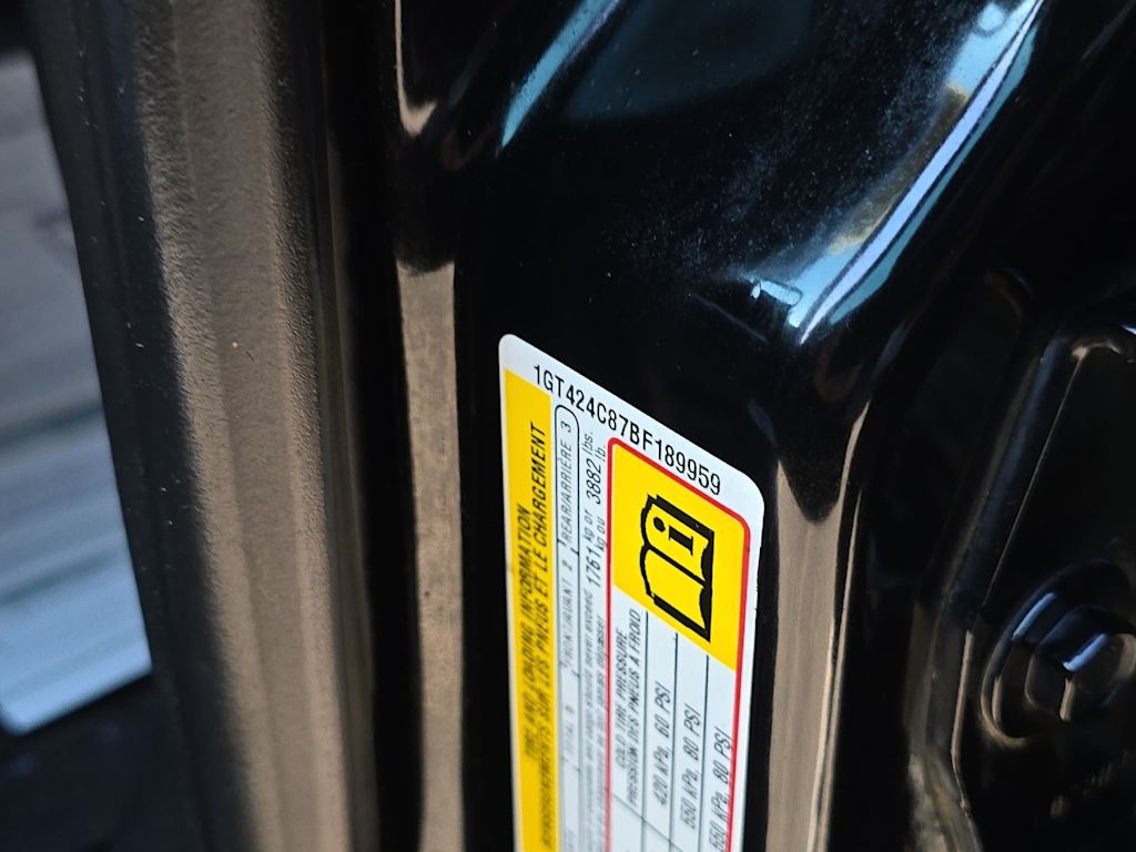 Thumbnail: 2011 GMC Sierra 3500 - 15