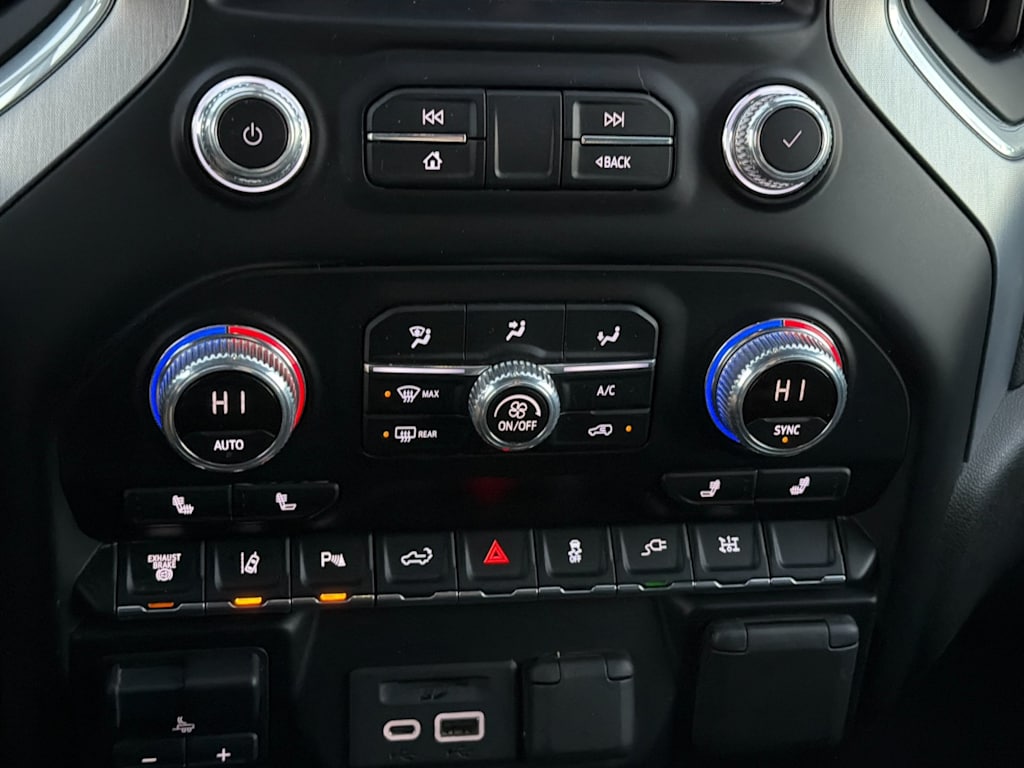 Thumbnail: 2021 GMC Sierra 3500 - 22