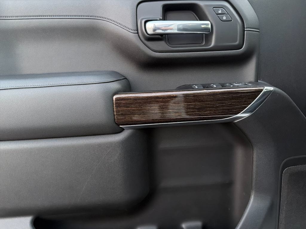 Thumbnail: 2021 GMC Sierra 3500 - 19