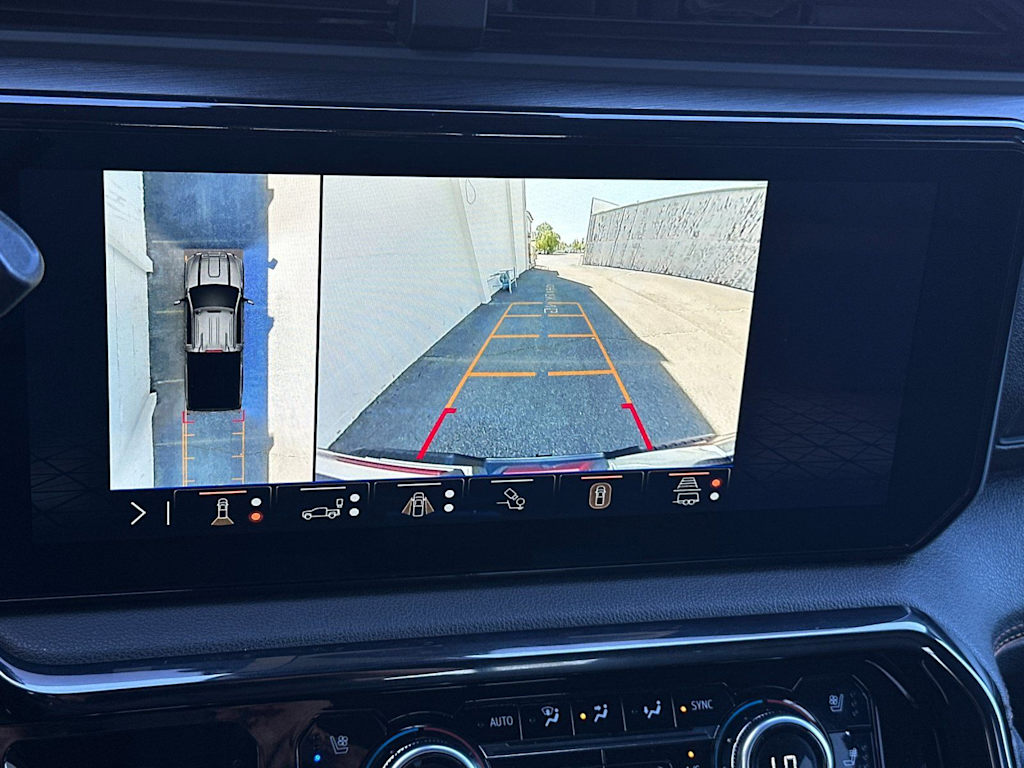 Thumbnail: 2024 GMC Sierra 3500 - 22