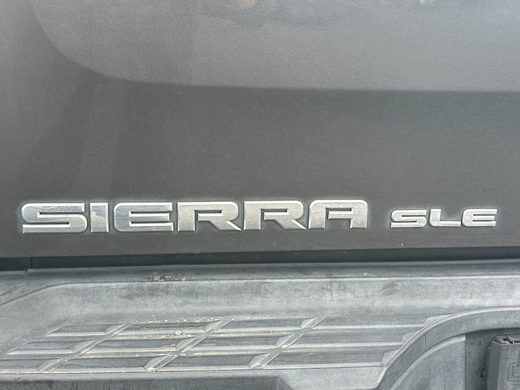 Thumbnail: 2010 GMC Sierra 2500 - 4