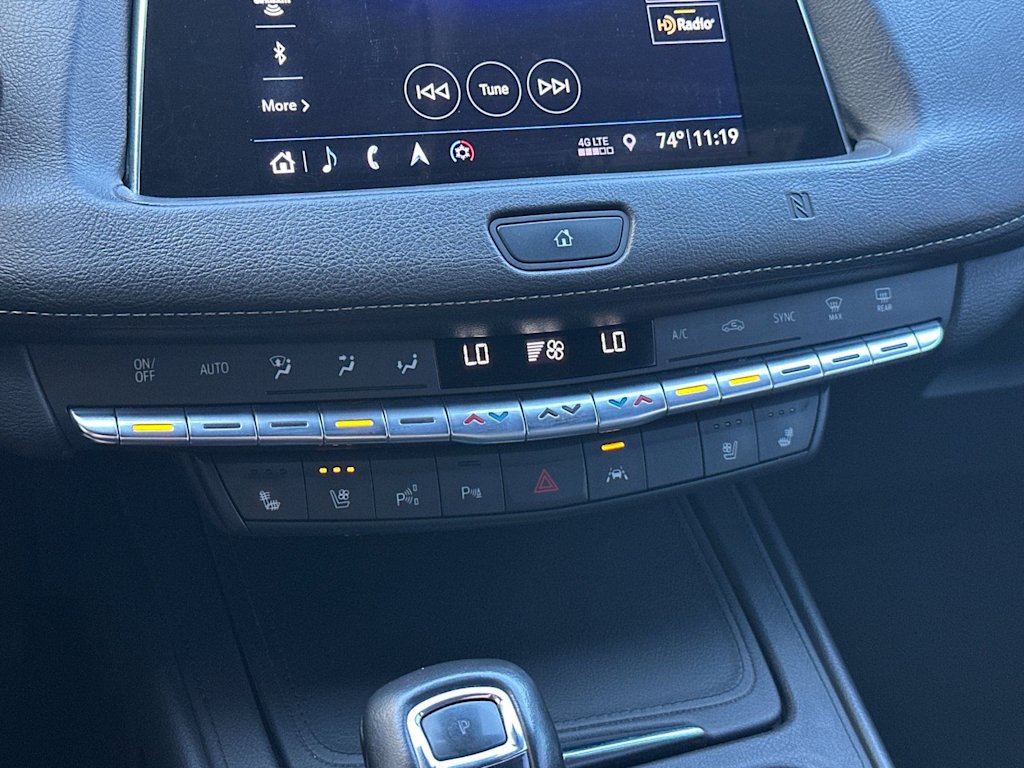 Thumbnail: 2019 Cadillac XT4 - 25