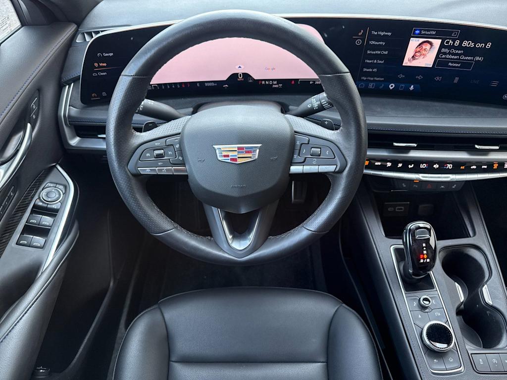 Thumbnail: 2025 Cadillac XT4 - 10