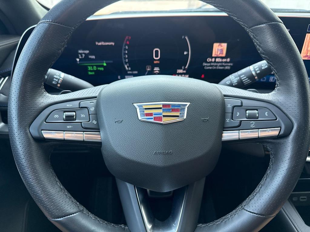 Thumbnail: 2025 Cadillac XT4 - 28