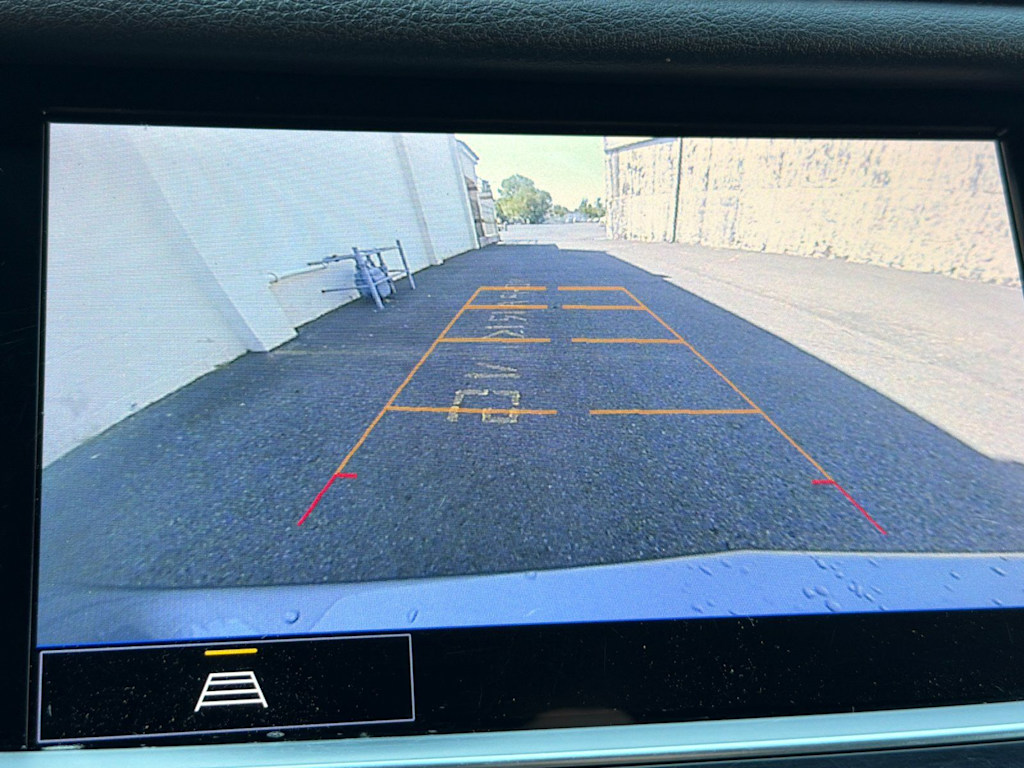 Thumbnail: 2021 Cadillac XT5 - 24
