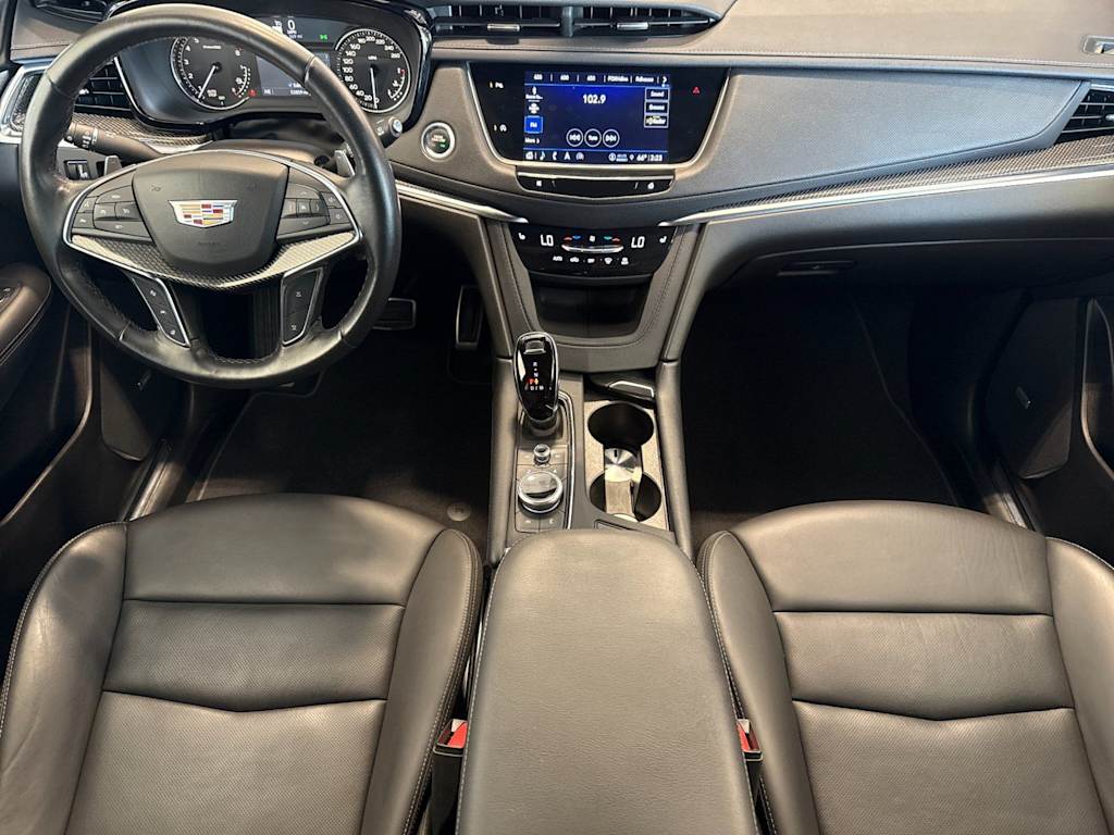 Thumbnail: 2023 Cadillac XT5 - 2