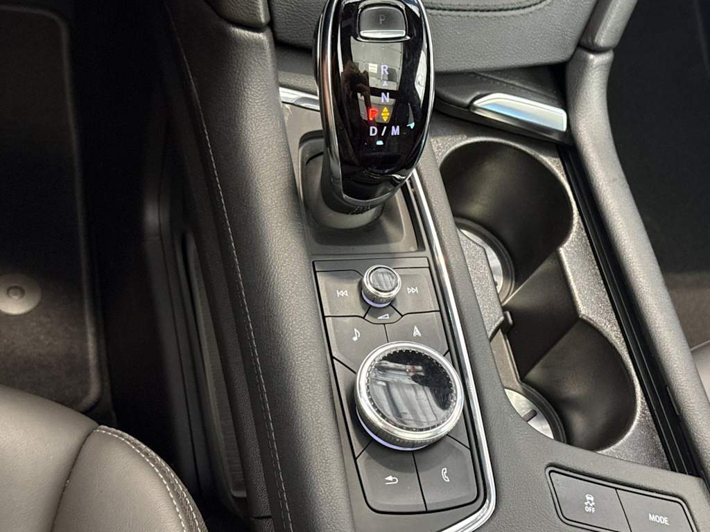 Thumbnail: 2023 Cadillac XT5 - 12