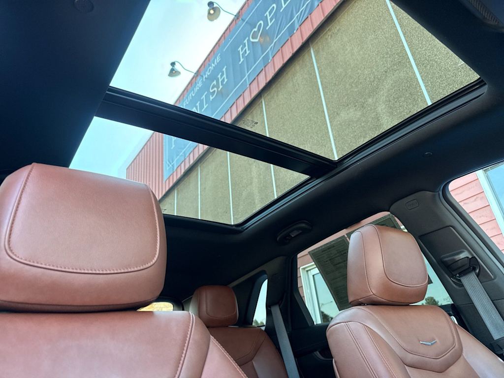 Thumbnail: 2023 Cadillac XT5 - 23