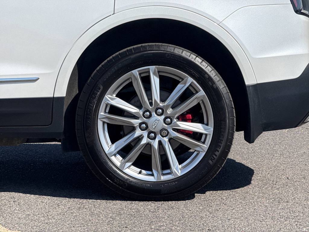 Thumbnail: 2023 Cadillac XT5 - 7