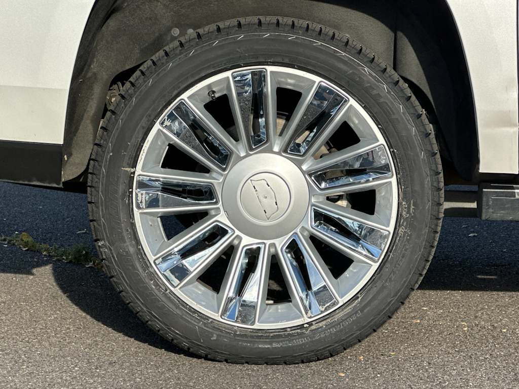 Thumbnail: 2019 Cadillac Escalade - 8