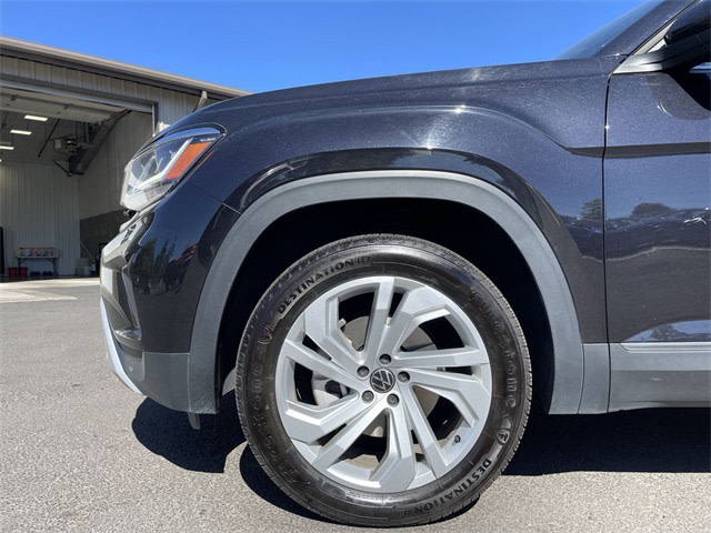 2021 Volkswagen Atlas SE 8