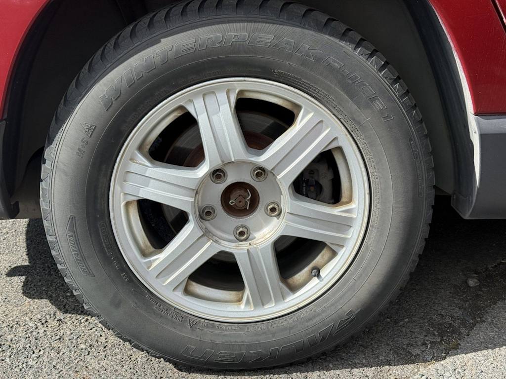 Thumbnail: 2005 Chrysler Pacifica - 6