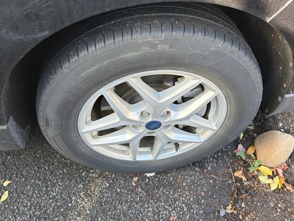 Thumbnail: 2022 Ford Edge - 7