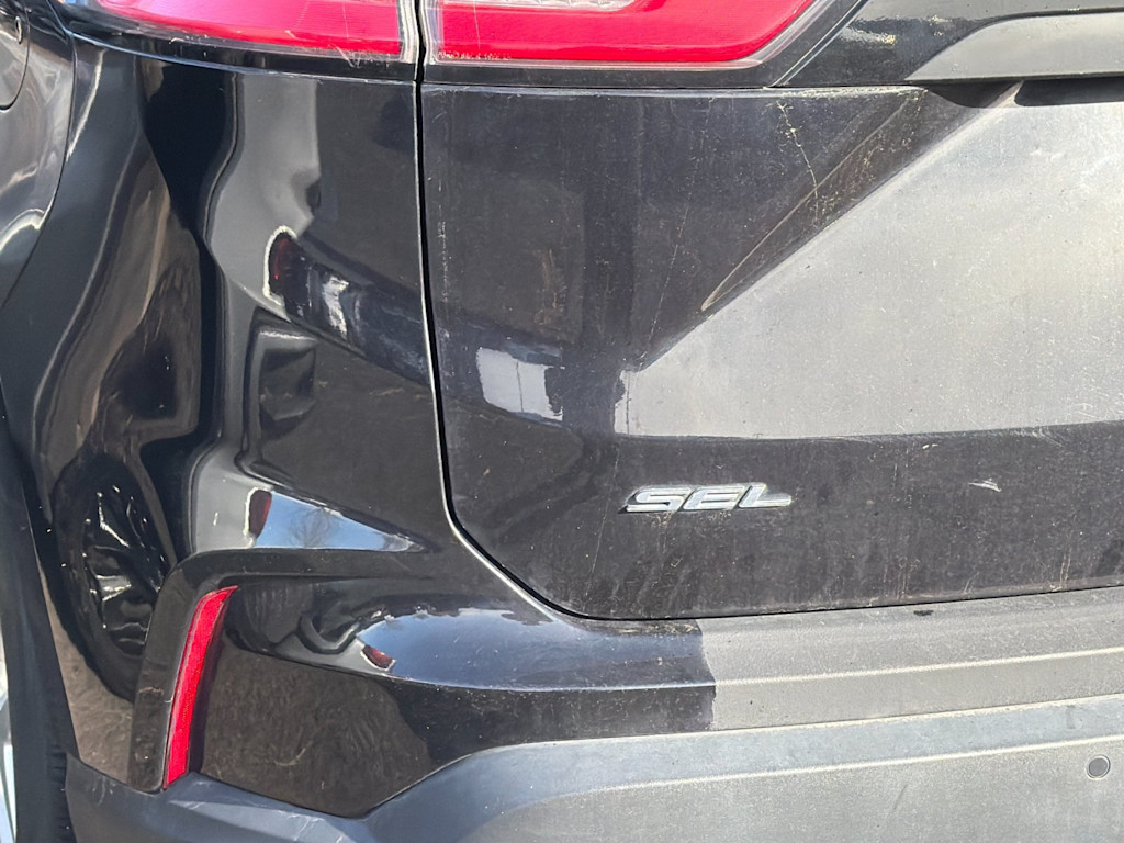 Thumbnail: 2022 Ford Edge - 10