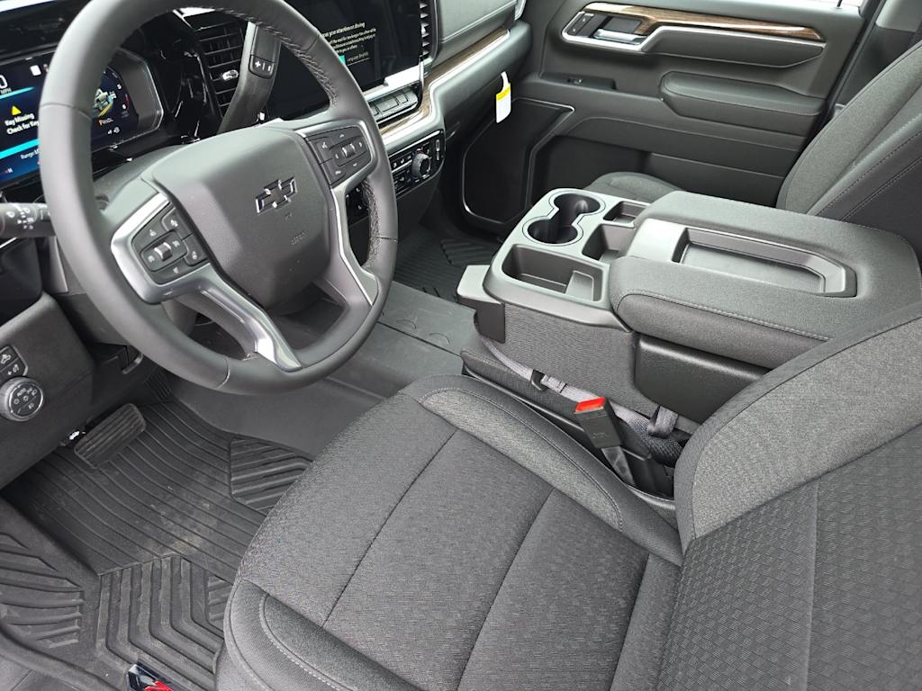 Thumbnail: 2026 Chevrolet Silverado 2500 - 9