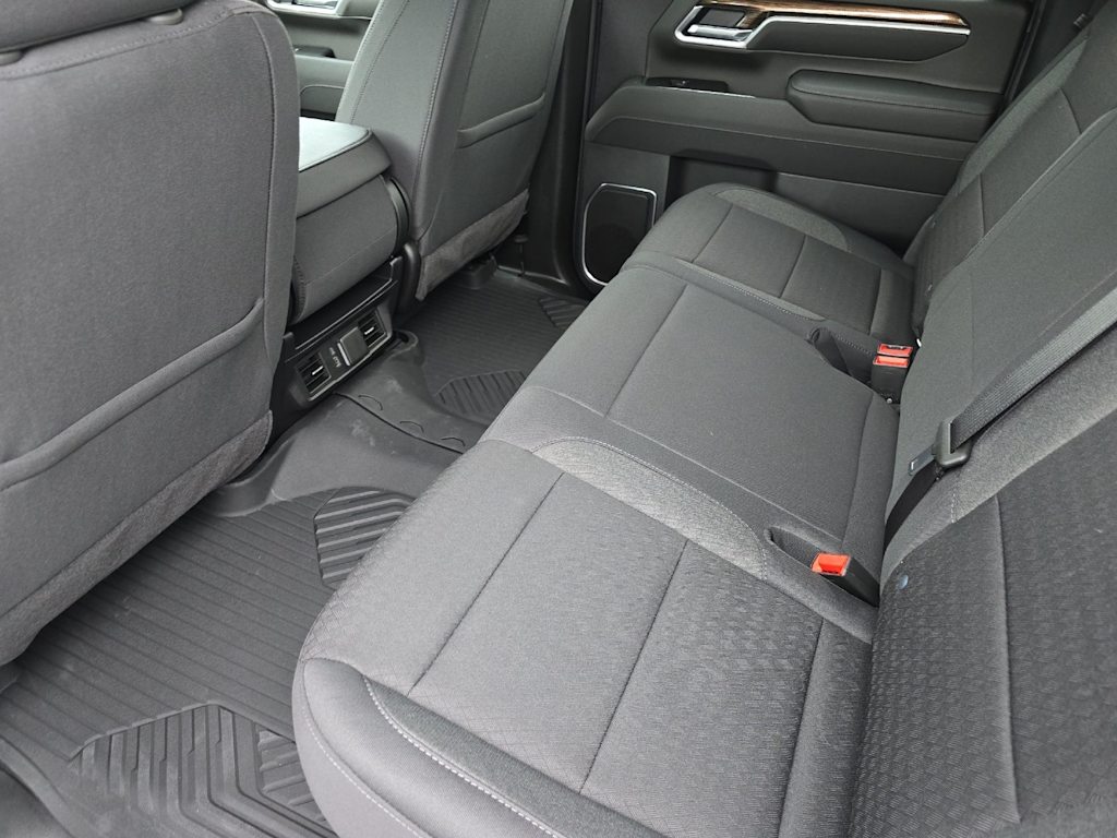 Thumbnail: 2026 Chevrolet Silverado 2500 - 11