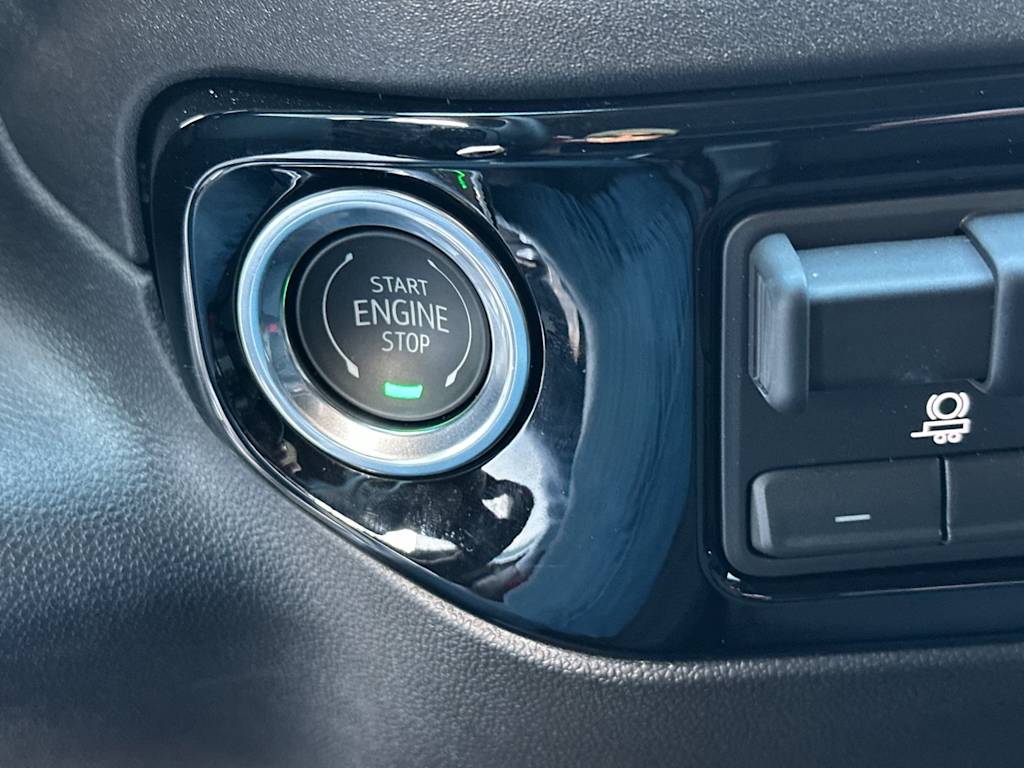 Thumbnail: 2026 Chevrolet Silverado 2500 - 25