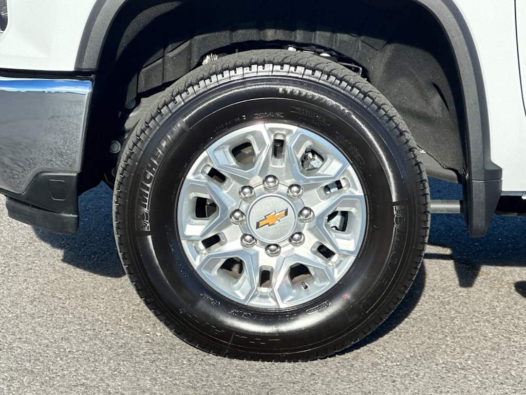 Thumbnail: 2026 Chevrolet Silverado 2500 - 7