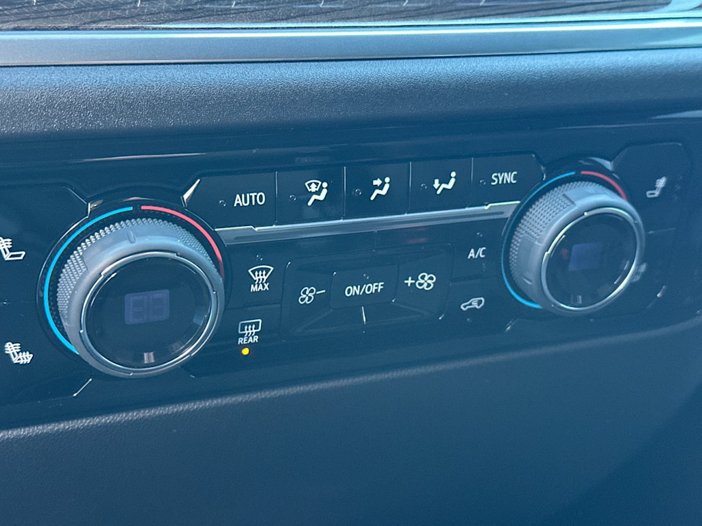 Thumbnail: 2026 Chevrolet Silverado 2500 - 23