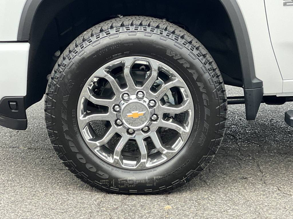 Thumbnail: 2026 Chevrolet Silverado 2500 - 7