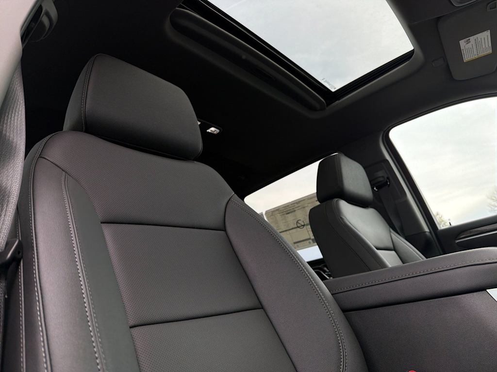 Thumbnail: 2026 Chevrolet Silverado 2500 - 21