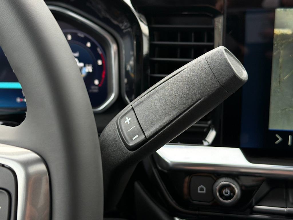 Thumbnail: 2026 Chevrolet Silverado 2500 - 24