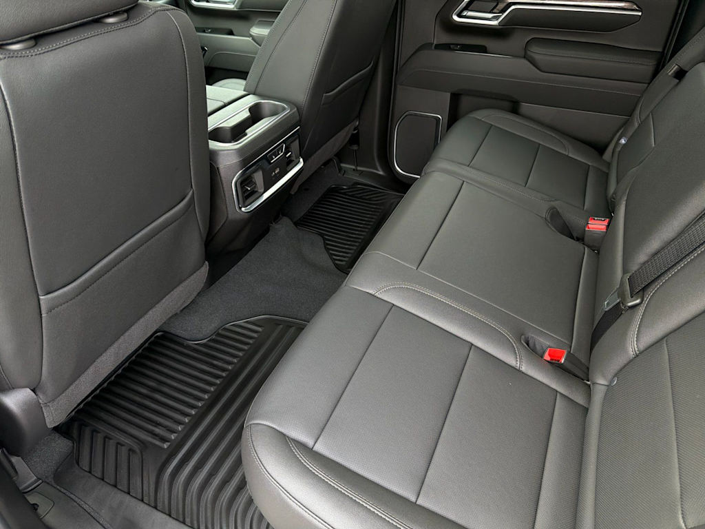 Thumbnail: 2026 Chevrolet Silverado 2500 - 10