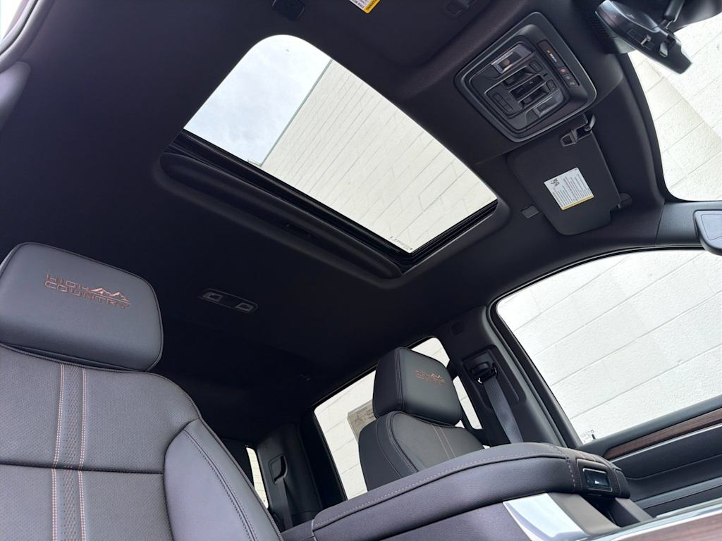 Thumbnail: 2026 Chevrolet Silverado 2500 - 22