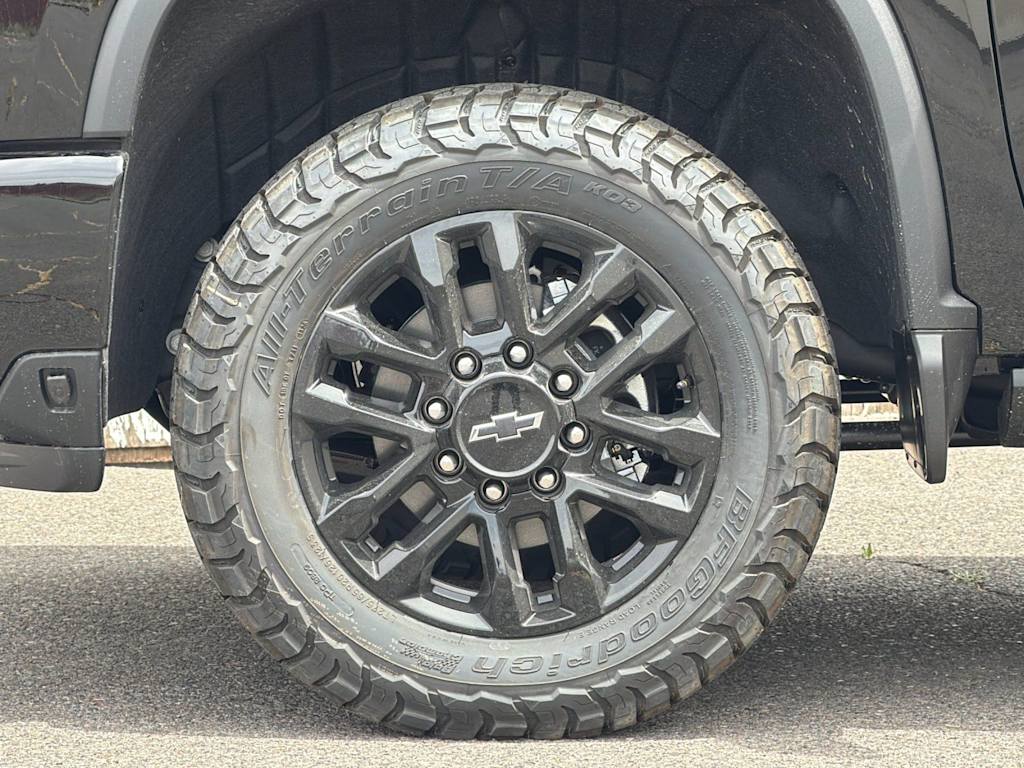 Thumbnail: 2026 Chevrolet Silverado 2500 - 8