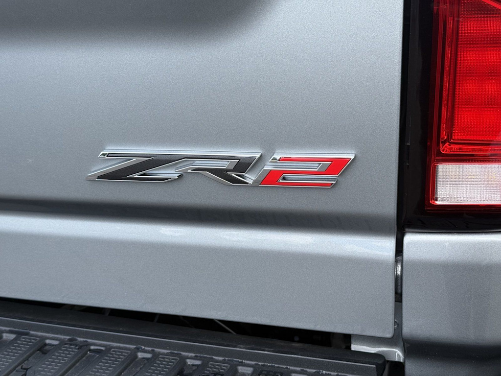 Thumbnail: 2026 Chevrolet Silverado 2500 - 6