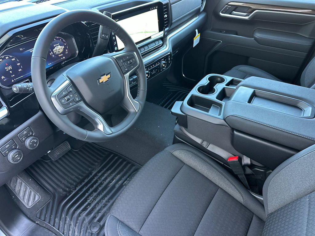 Thumbnail: 2026 Chevrolet Silverado 1500 - 9
