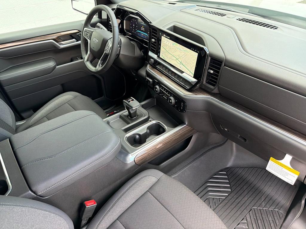Thumbnail: 2026 Chevrolet Silverado 1500 - 12